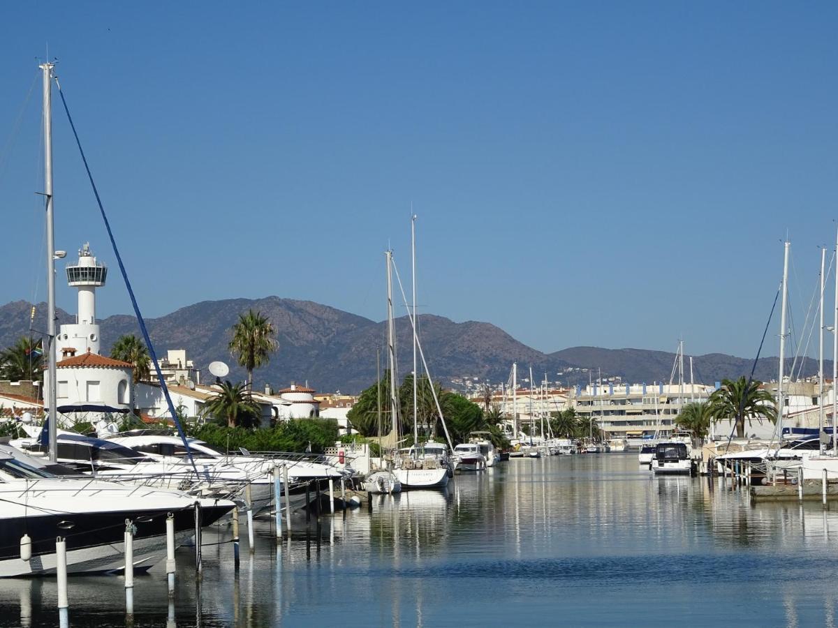 Empuriabrava Apartaments - Nº7 Bagian luar foto